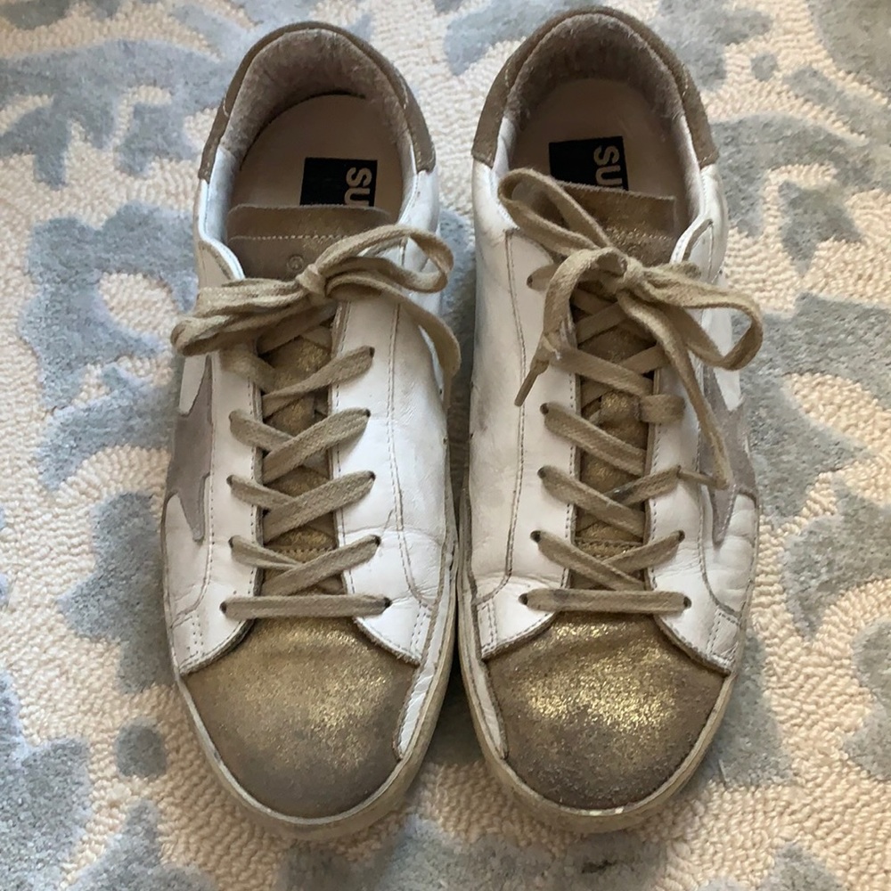 Golden Goose Sneakers